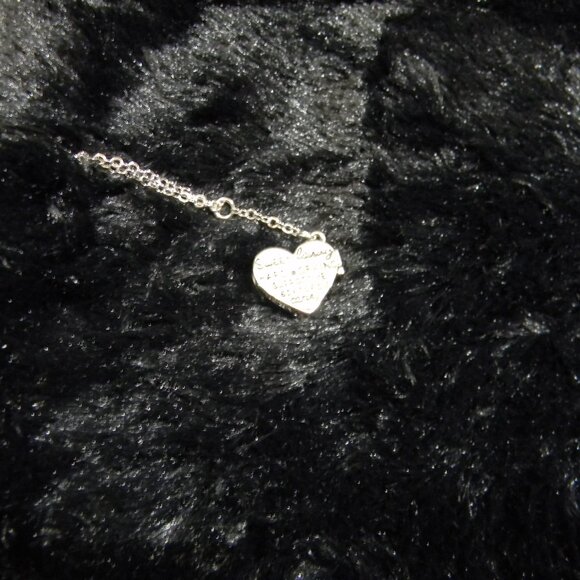 Jil Zarah Heart Locket Pendant Necklace 16 inch Pink Clay "I Love You Mom" NEW - Picture 6 of 8